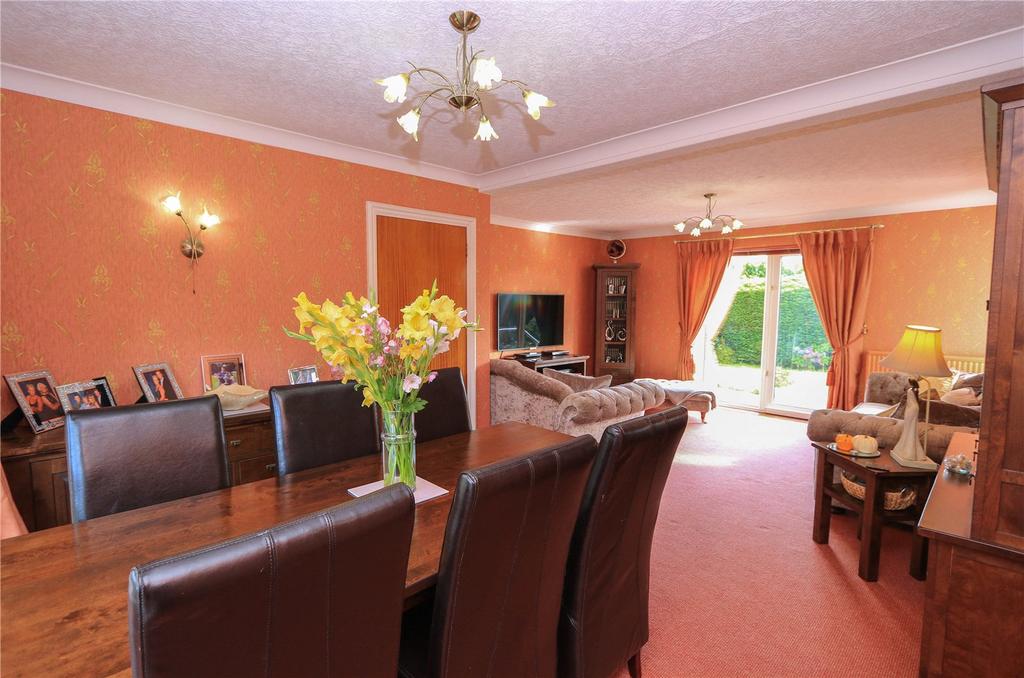 Sitting/Dining Room