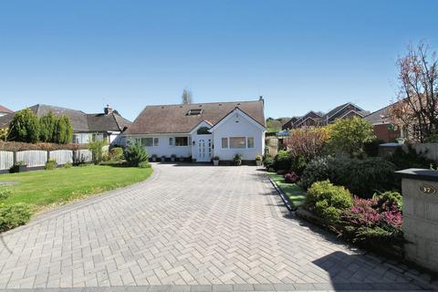 4 bedroom detached house for sale, Halkyn Road, Flint, CH6