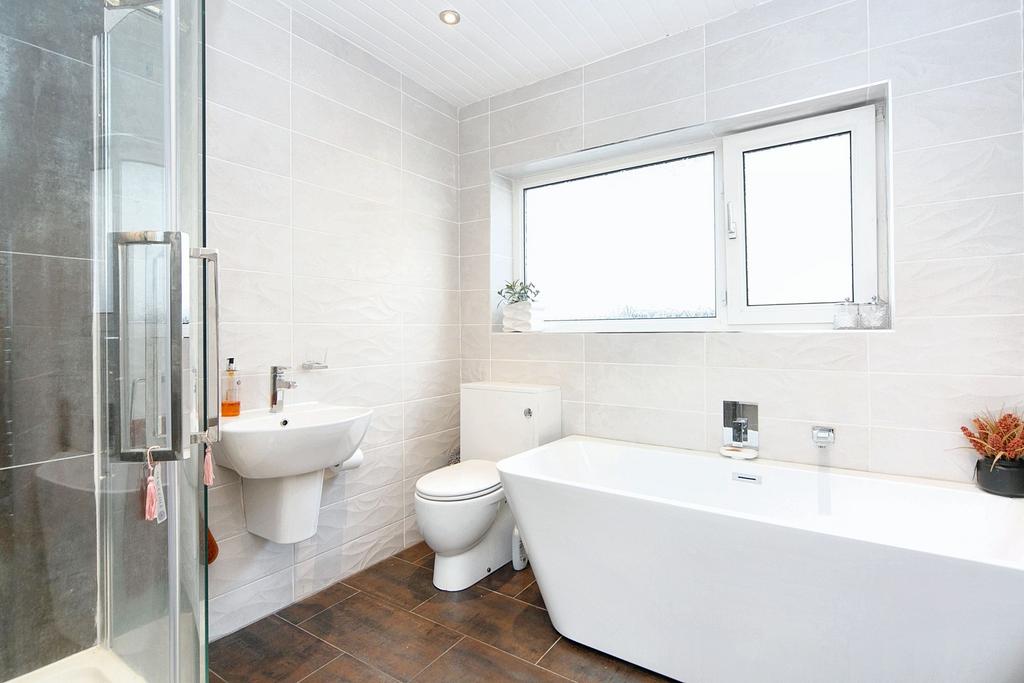 Family bathroom