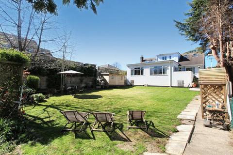 4 bedroom detached house for sale, Halkyn Road, Flint, CH6