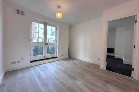 1 bedroom flat for sale, Queens Terrace, Southampton, SO14