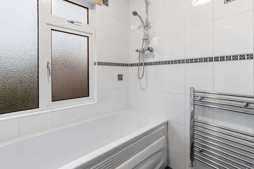 Bathroom1.jpeg