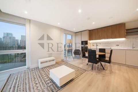 2 bedroom apartment to rent, Cairncross House, Kidbrooke Village, SE3