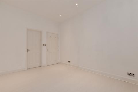 2 bedroom apartment for sale, Bank Street, Maidstone, Kent