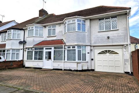 5 bedroom semi-detached house for sale, Camrose Avenue, Edgware