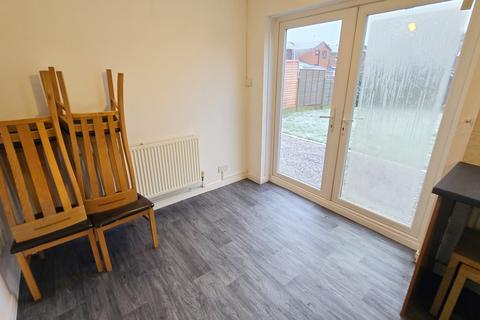 12 Oadby Close, Manchester, M12 4WJ