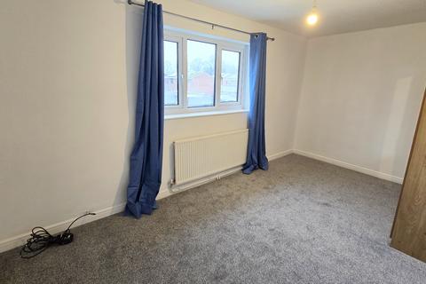 12 Oadby Close, Manchester, M12 4WJ