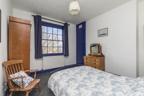 2 bedroom flat for sale, Bath Street, Brighton