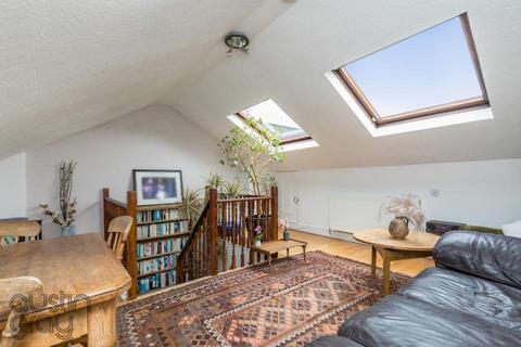 2 bedroom flat for sale, Bath Street, Brighton