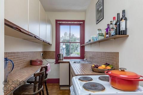 2 bedroom flat for sale, Bath Street, Brighton