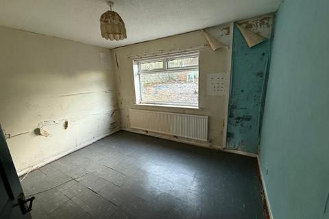 6 Heol Isaf, Neath, SA11 3SR
