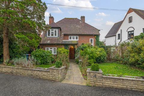 5 bedroom detached house for sale, Holland Close, Stanmore, Middlesex