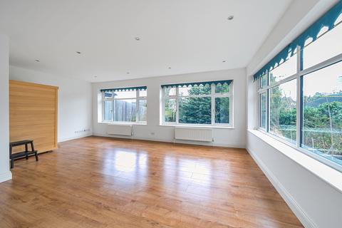 5 bedroom detached house for sale, Holland Close, Stanmore, Middlesex