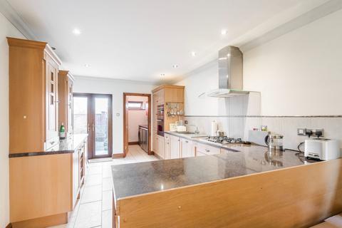 4 bedroom detached house for sale, Fieldview, Norwich