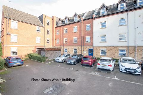 2 bedroom flat for sale, Irthlingborough Road, Wellingborough