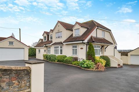 4 bedroom detached house for sale, Spacious 1930s home in Tickenham with views