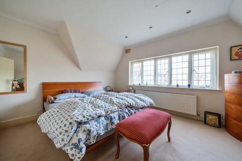 3 bedroom flat for sale, Oxford Court, Queens Drive, West Acton W3