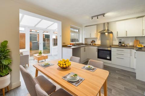 16 Ballantrae Close, Arnold, Nottingham, NG5 8QH