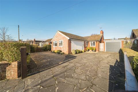 3 bedroom bungalow for sale, Maple Crescent, Clanfield, Waterlooville, Hampshire, PO8