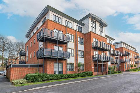 2 bedroom apartment for sale, Comet House, Farnborough GU14