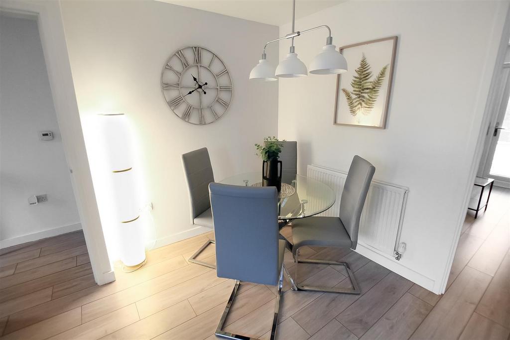 Dining Area.jpg