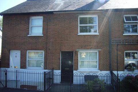 3 bedroom terraced house to rent, St Judes Road, Egham TW20