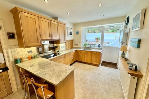 16 Lower Port View, Saltash, PL12 4BY
