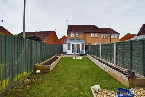 2 bedroom end of terrace house for sale, Cleveland Park, Aylesbury