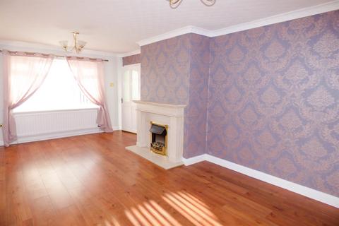 3 bedroom end of terrace house to rent, Moreland Road, South Shields