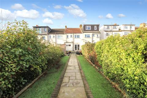 3 bedroom terraced house for sale, Elmsleigh Drive, Leigh-on-Sea, Essex, SS9