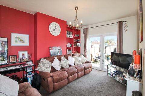 3 bedroom terraced house for sale, Elmsleigh Drive, Leigh-on-Sea, Essex, SS9