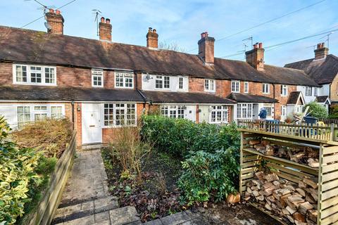 43 Catteshall Lane, Godalming, GU7 1JS