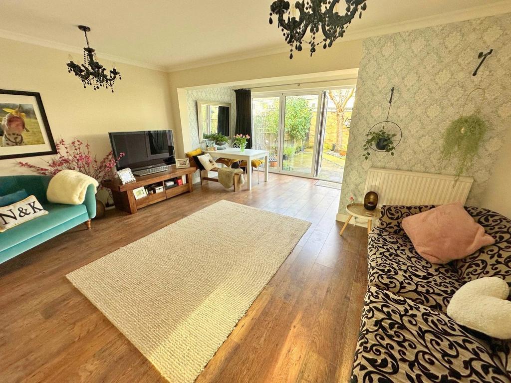 Living/Dining Room