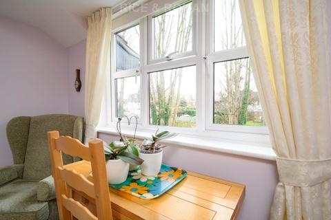 2 bedroom retirement property for sale, Addlestone KT15