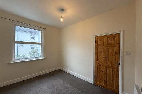 3 bedroom maisonette to rent, Caledonian Road, Brighton