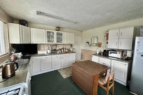 3 bedroom detached bungalow for sale, Stocks Bank Road, Mirfield