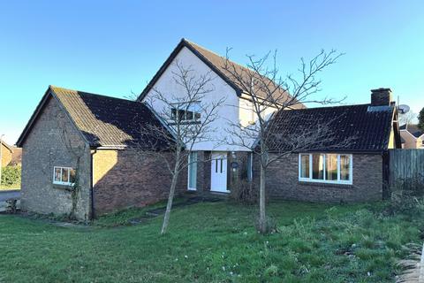 3 bedroom detached house for sale, Melton Meadow Road, Melton, IP12