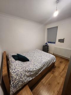 1 bedroom house to rent, BEAUTIFUL DOUBLE ROOM | single person only , London E17