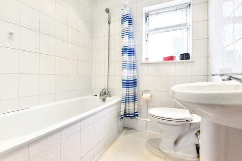 2 bedroom flat to rent, Hotham Road Putney SW15