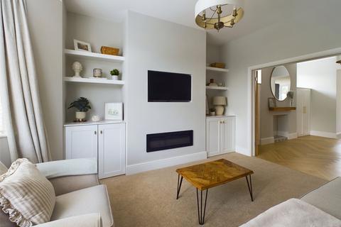 1 Callington Road, Tavistock, PL19 8EG