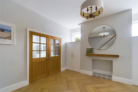 1 Callington Road, Tavistock, PL19 8EG
