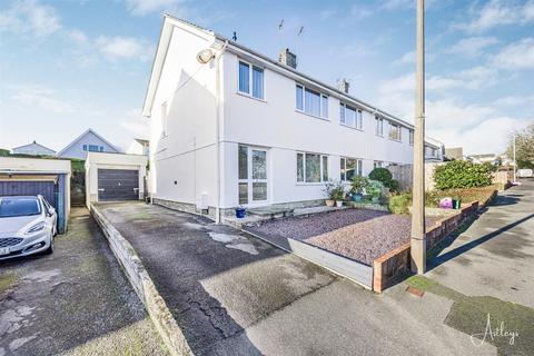 3 bedroom end of terrace house for sale, Sherringham Drive, Newton, Swansea