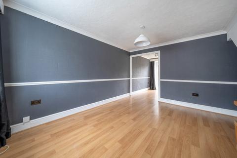 2 bedroom end of terrace house for sale, Harbourne Gardens, West End, Southampton, Hampshire, SO18