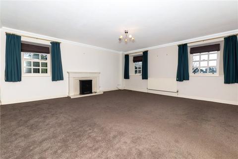 3 bedroom terraced house for sale, Gainsborough Court, Skipton, North Yorkshire, BD23