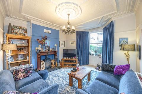 4 bedroom semi-detached house for sale, Glen Road, Sheffield