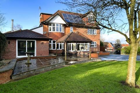 4 bedroom detached house for sale, Laceyfields Road, Heanor DE75