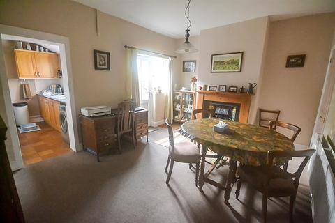 3 bedroom townhouse for sale, West End Villas, Radcliffe on Trent, Nottingham