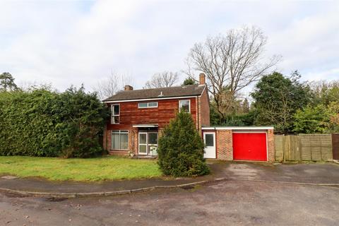 4 bedroom detached house for sale, Tavistock Road, Fleet GU51