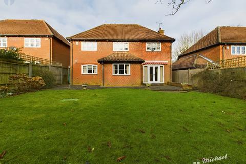 5 bedroom detached house for sale, Bushmead Close, Whitchurch, Aylesbury