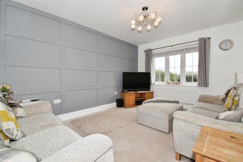 4 bedroom detached house for sale, Burnham Road, Loughborough LE12